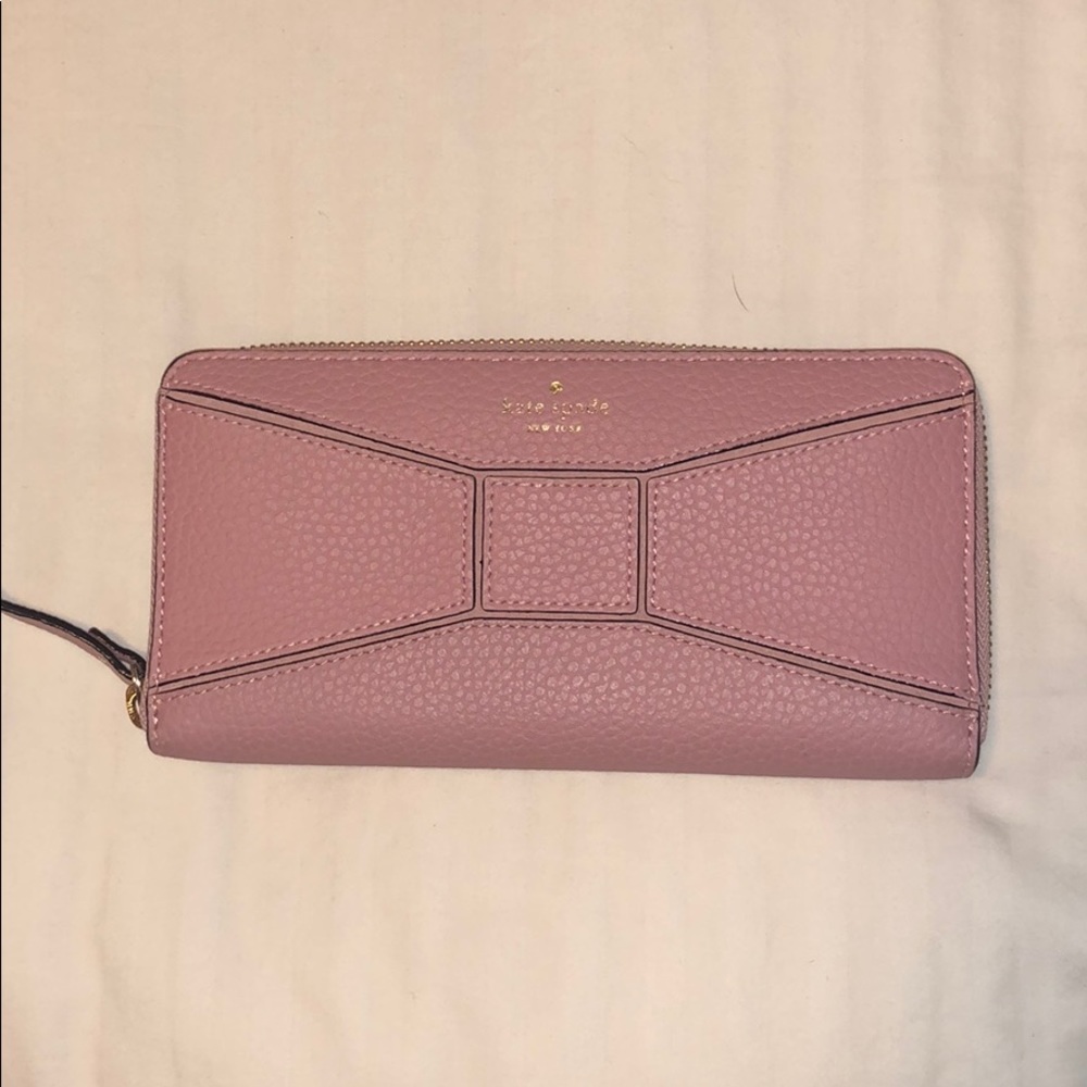 Kate Spade Blush Leather Bow Tie Accordion Wallet